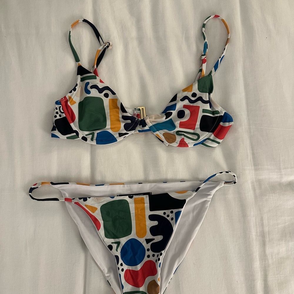 Colorful Abstract Bikini Set - Picture 2 of 5